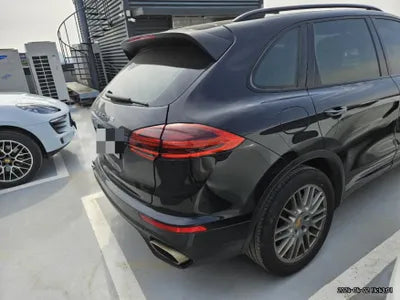 2016 Porsche Cayenne VIN: