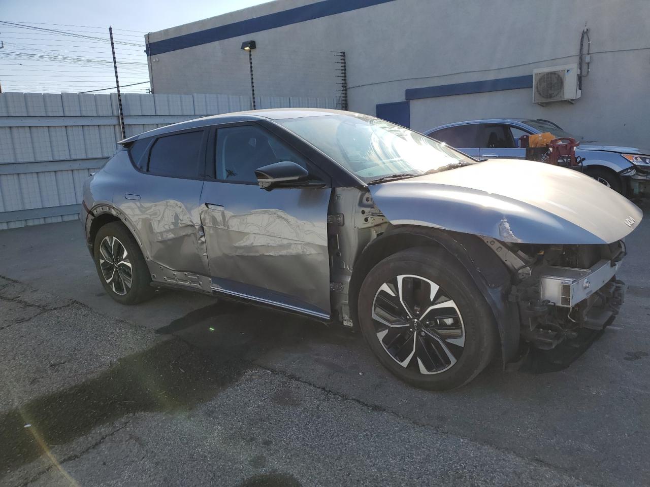 2024 KIA EV6 LIGHT VIN:KNDC34LA3R5169056