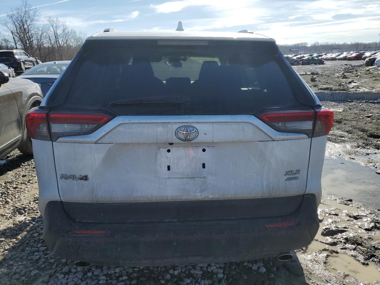 2024 TOYOTA RAV4 XLE VIN:2T3P1RFV0RW423057
