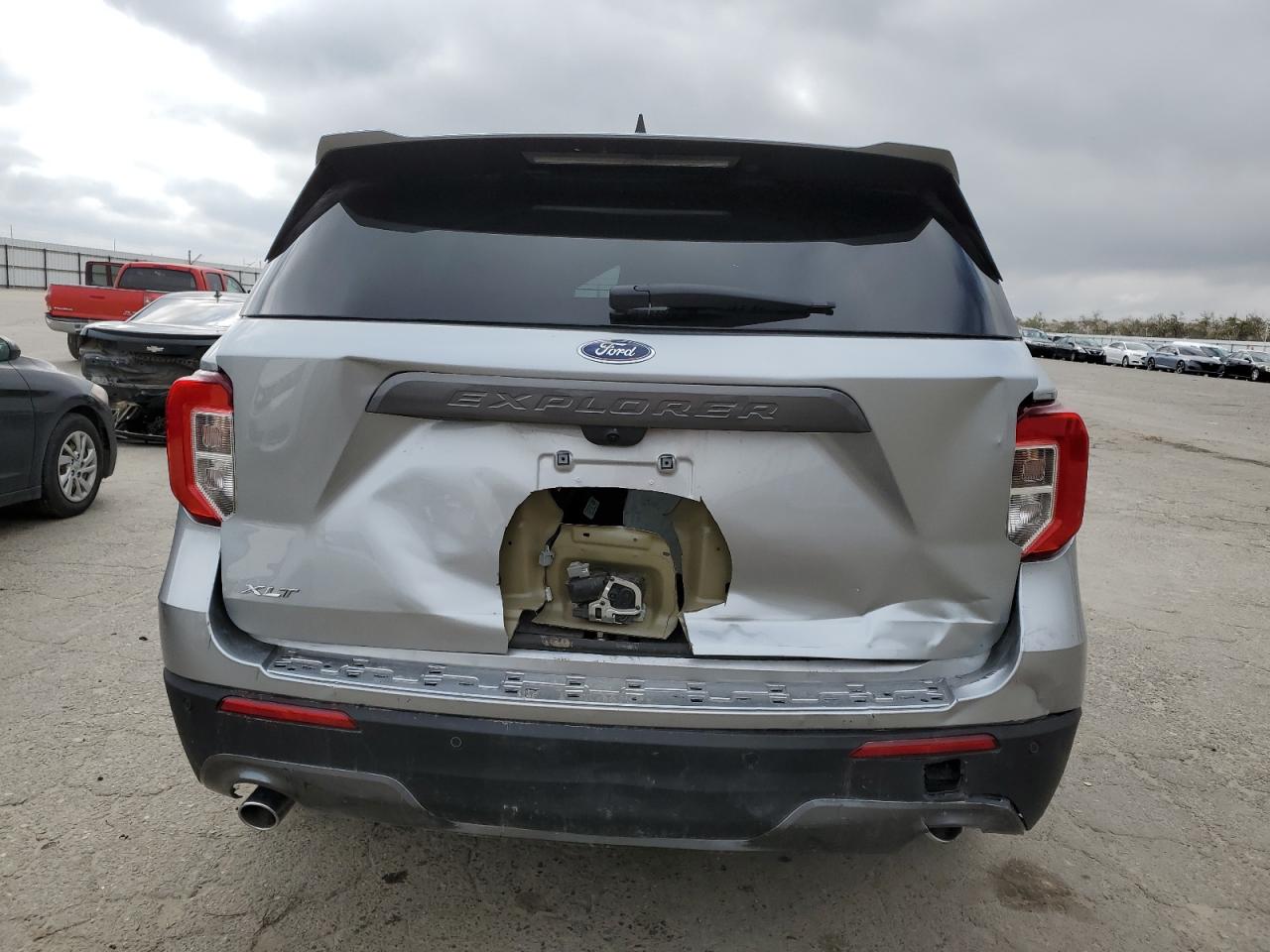 2024 FORD EXPLORER XLT VIN:1FMSK7DHXRGA32630
