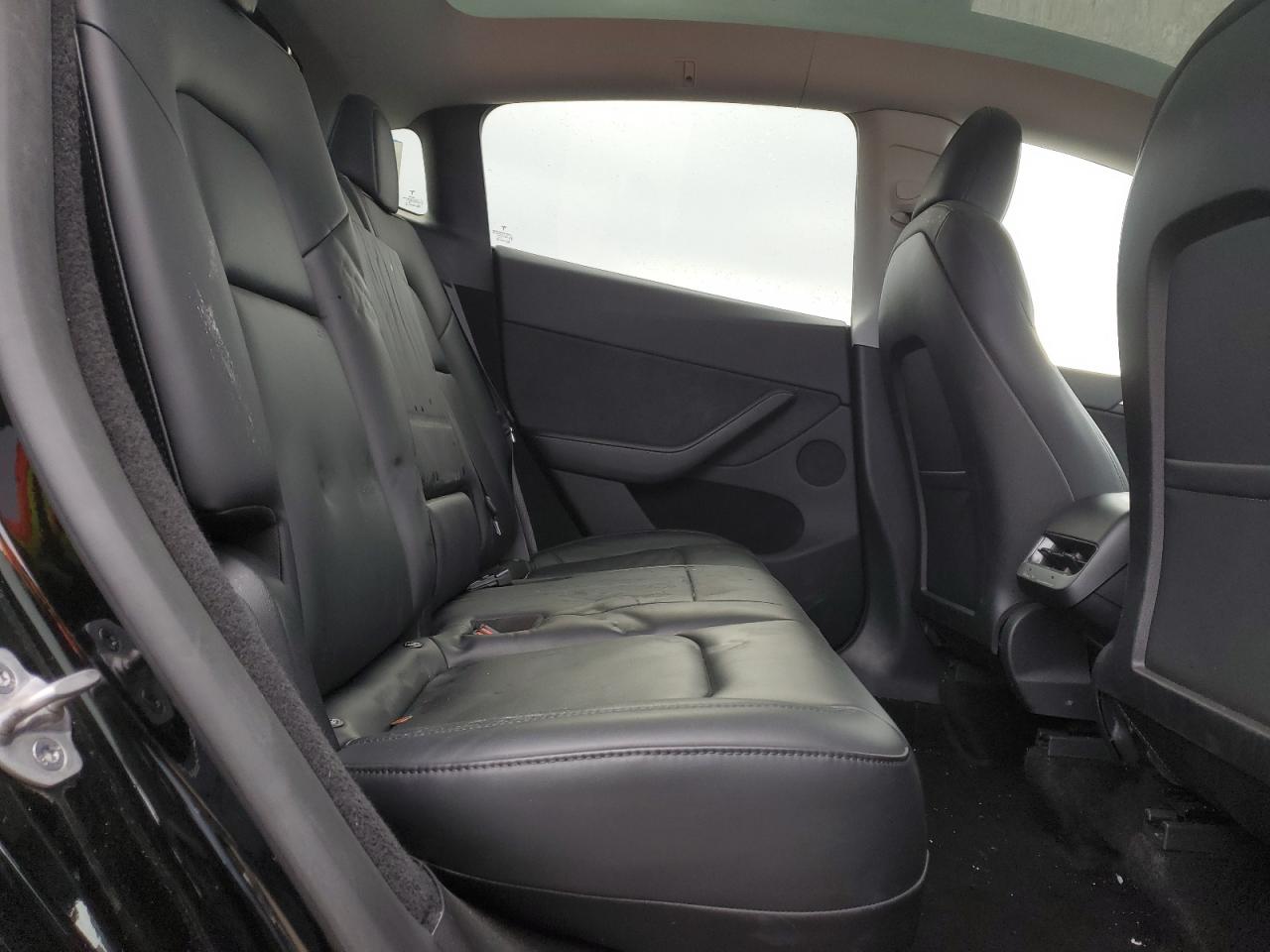 2023 TESLA MODEL Y  VIN:7SAYGDEE7PA183516