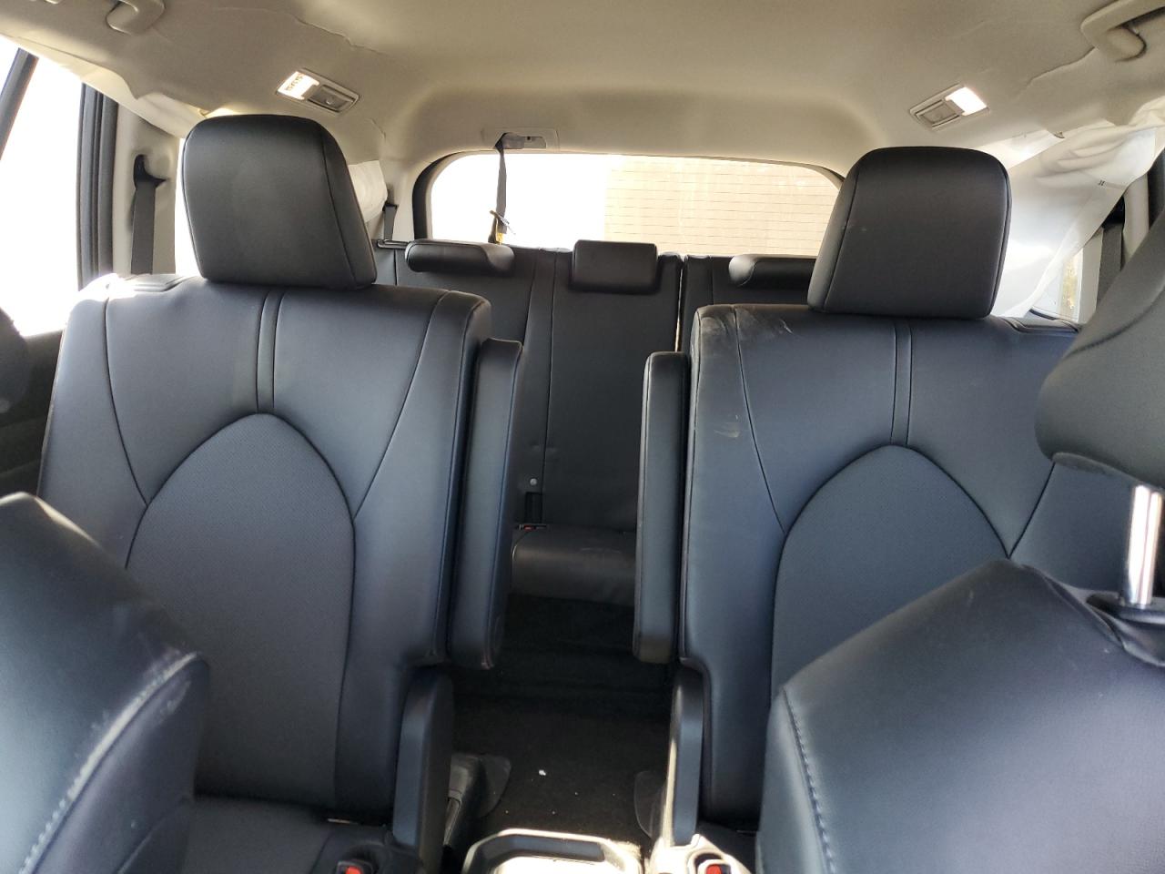 2024 TOYOTA GRAND HIGHLANDER XLE VIN:5TDAAAB55RS063220