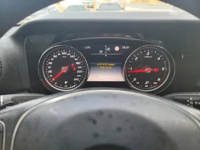 2017 Mercedes-Benz E 220 VIN: