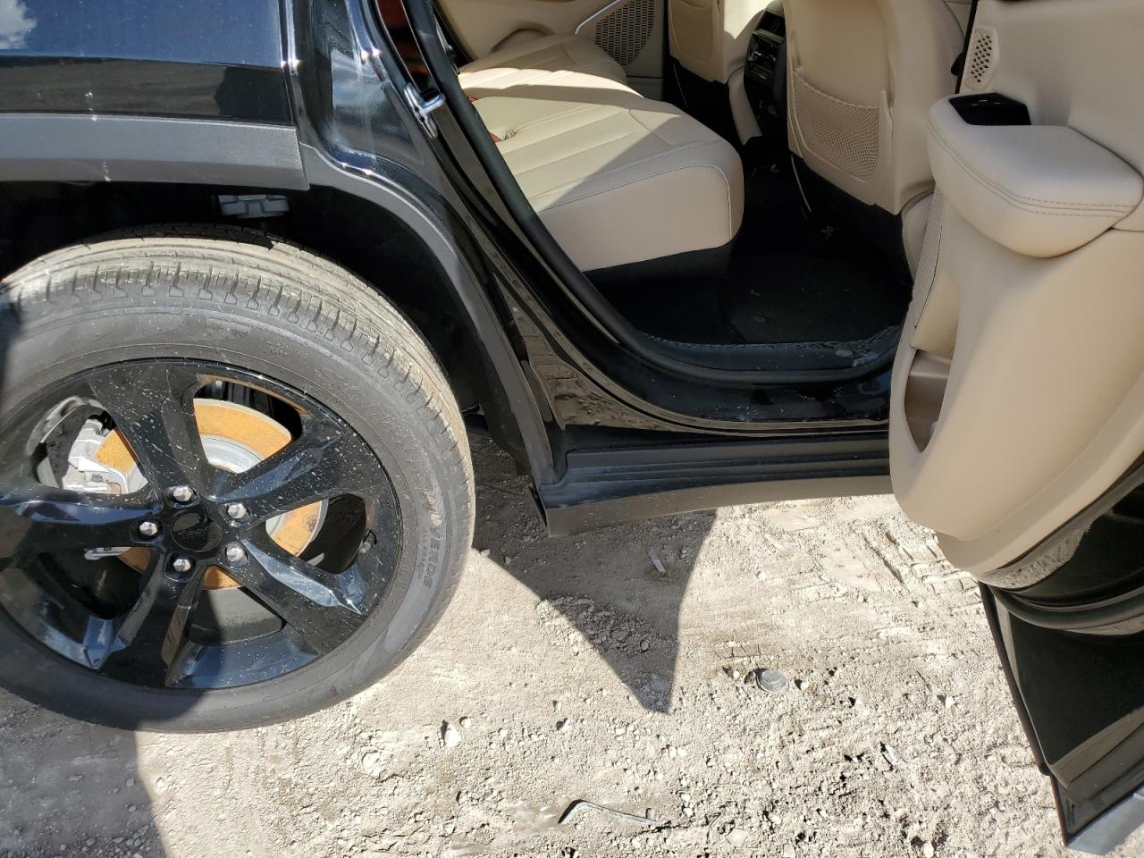 2023 JEEP GRAND CHEROKEE LIMITED VIN:1C4RJHBGXPC541935