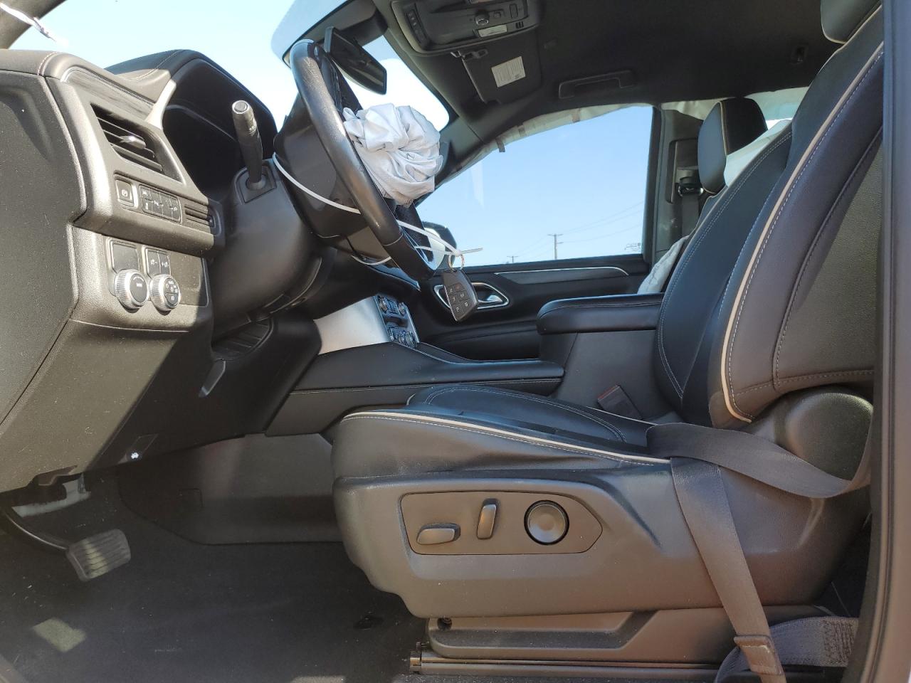 2022 GMC YUKON XL C1500 SLT VIN:1GKS1GKD1NR220172