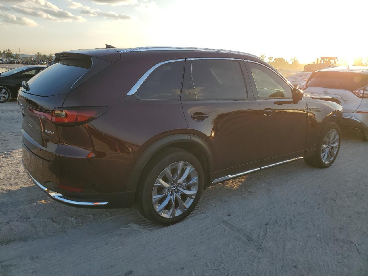 2024 MAZDA CX-90 PREMIUM VIN:JM3KKDHDXR1137222