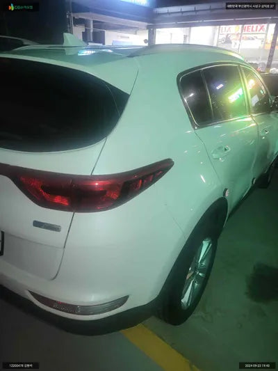 2017 Kia Sportage KNAPM813BJK417825 VIN:KNAPM813BJK417825