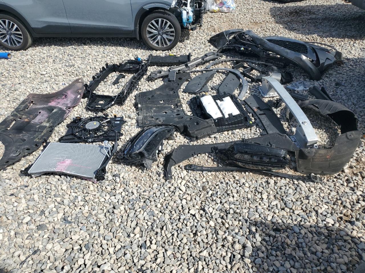 2024 GENESIS GV60 PERFORMANCE VIN:KMUKEDSB5RU020120