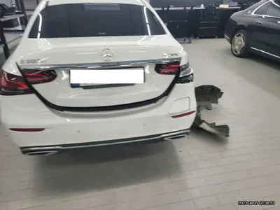 2021 Mercedes-Benz E 300 W1KZF5EB8MA984565 VIN:W1KZF5EB8MA984565