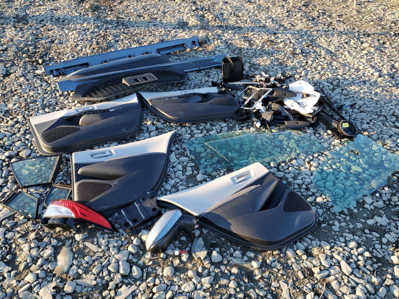 2022 TOYOTA COROLLA LE VIN:5YFVPMAE4NP300866