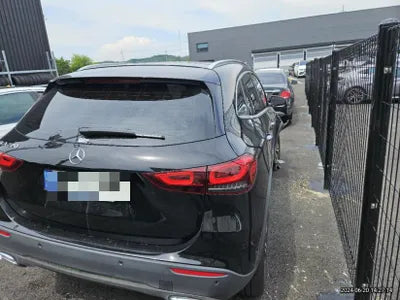 2021 Mercedes-Benz GLA 220 VIN: