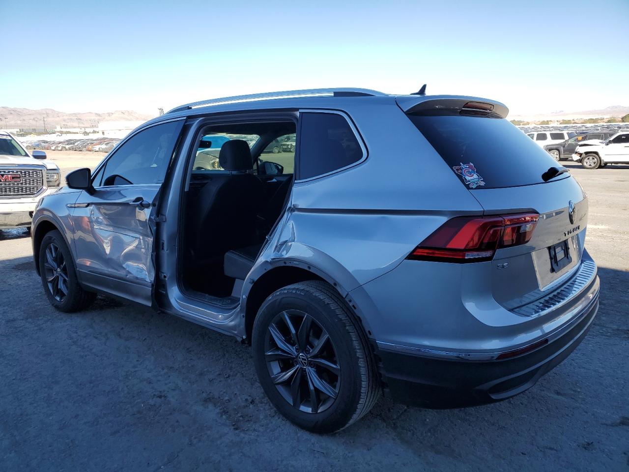 2022 VOLKSWAGEN TIGUAN SE VIN:3VV3B7AX9NM125323