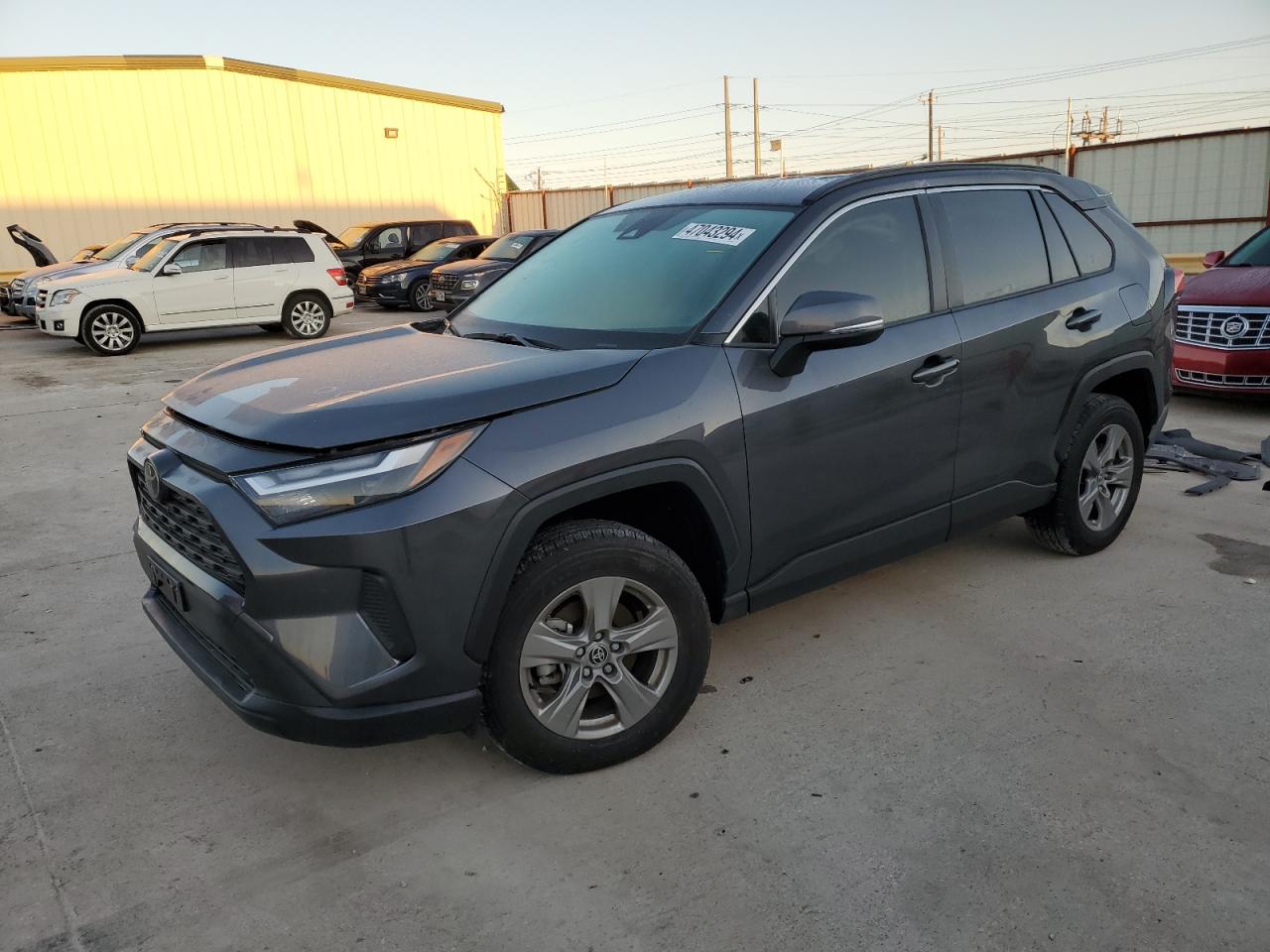 2023 TOYOTA RAV4 XLE VIN:JTMW1RFV6PD105076