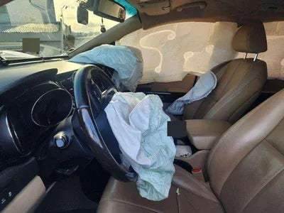2016 Kia Carnival VIN: