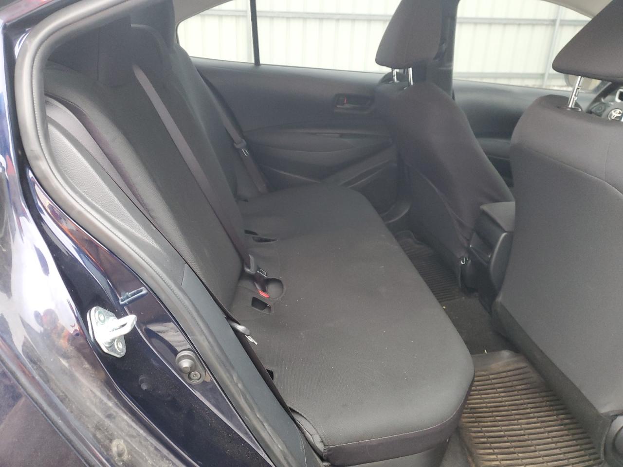2022 TOYOTA COROLLA LE VIN:JTDEAMDE4NJ062180