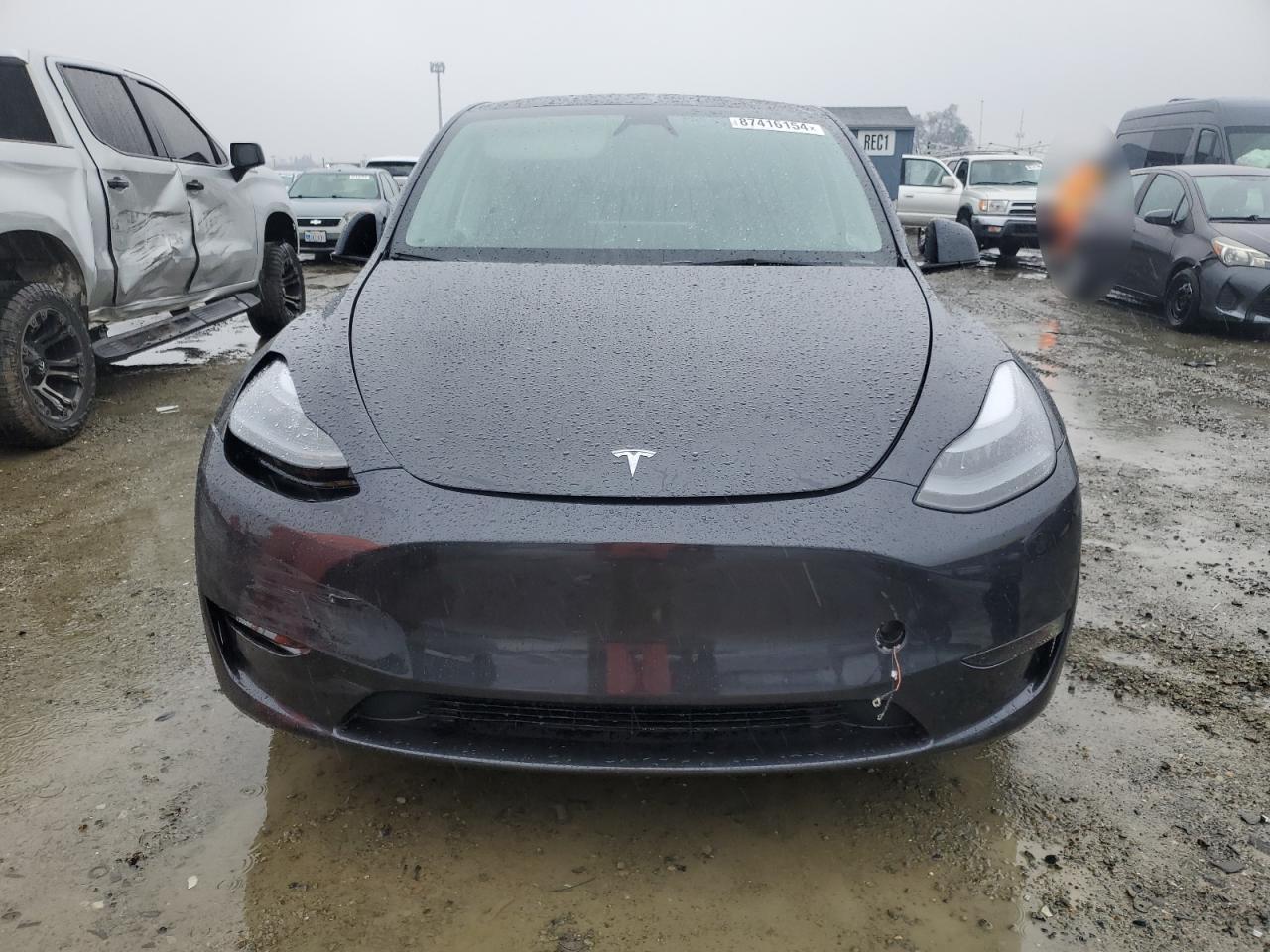 2024 TESLA MODEL Y  VIN:7SAYGDEDXRF055185