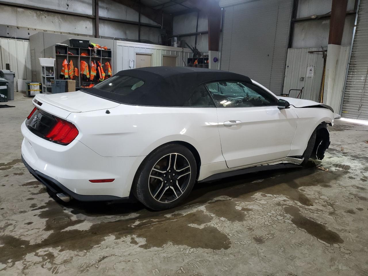 2022 FORD MUSTANG  VIN:1FATP8UH4N5103901