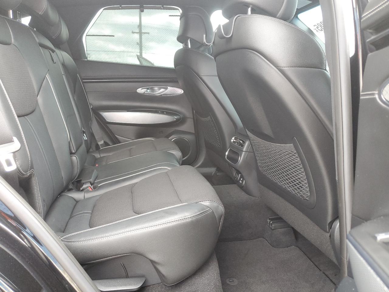 2022 GENESIS GV70 BASE VIN:KMUMADTBXNU058164