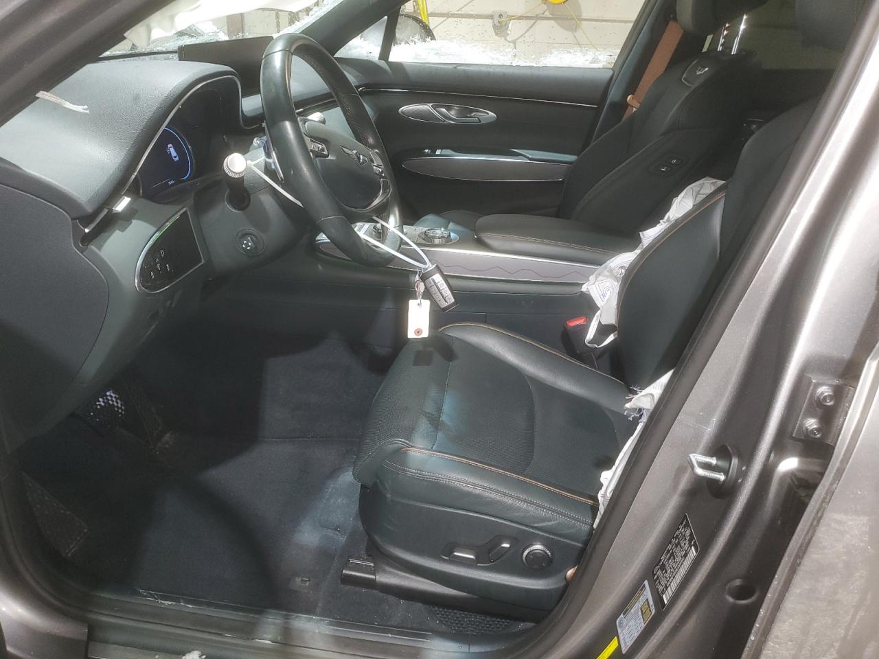 2022 GENESIS GV70 BASE VIN:KMUMADTB9NU069995