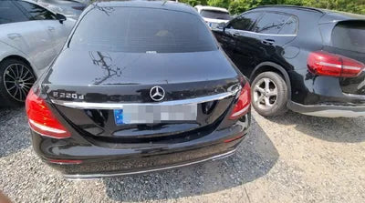 2018 Mercedes-Benz E 220 VIN: