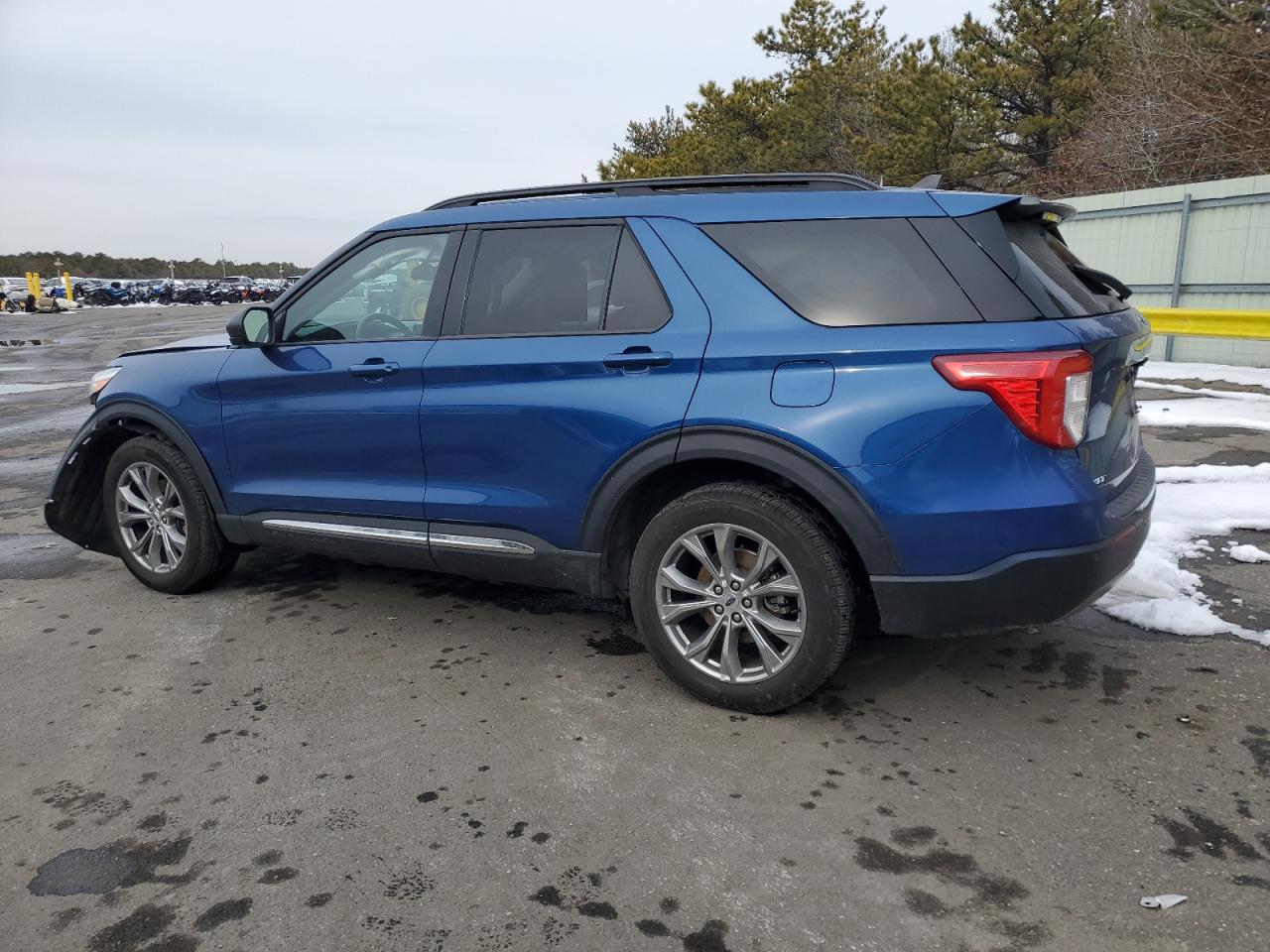 2022 FORD EXPLORER XLT VIN:1FMSK8DH0NGC08083