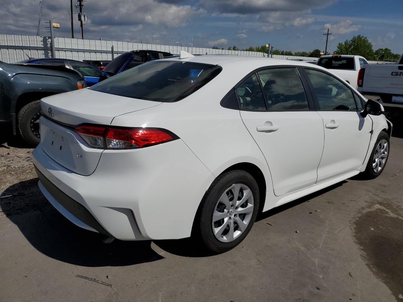 2022 TOYOTA COROLLA LE VIN:JTDEPMAE0N3020483