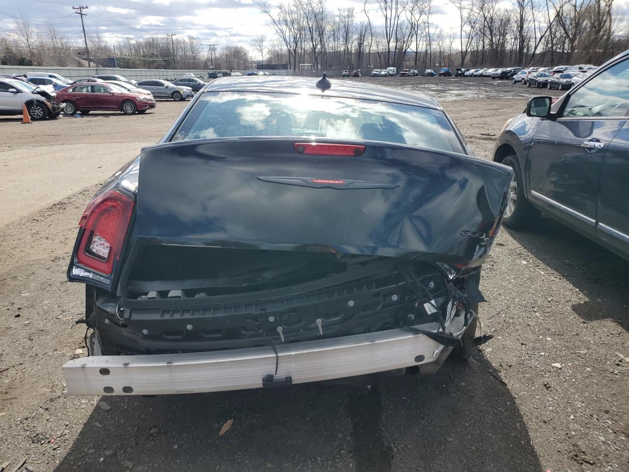 2022 CHRYSLER 300 S VIN:2C3CCABG9NH187024