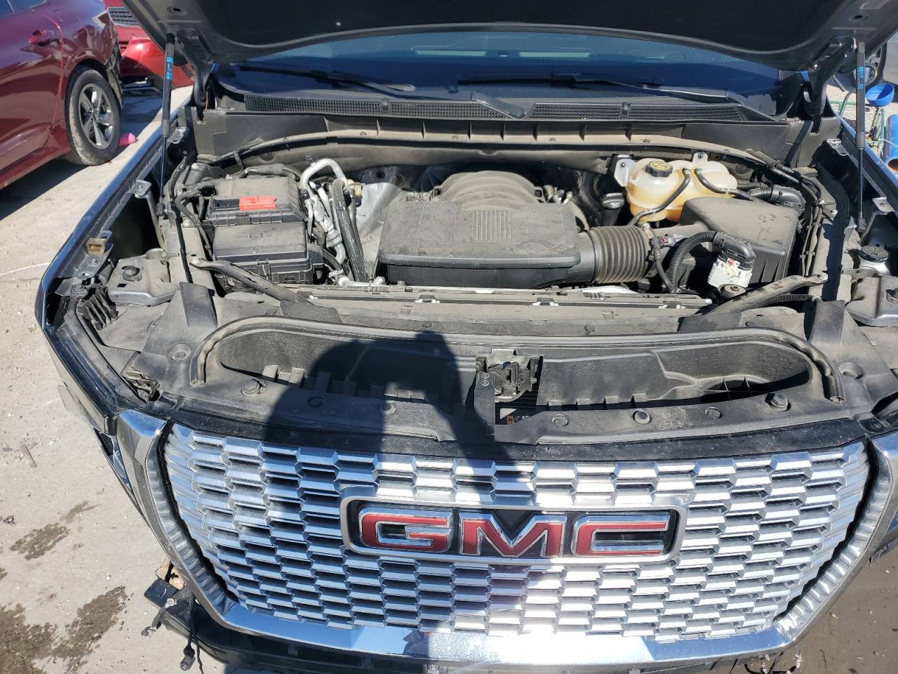 2022 GMC YUKON SLT VIN:1GKS1BKD7NR330453