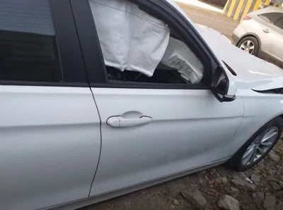 2016 BMW 320 WBA8C5108GK641396 VIN:WBA8C5108GK641396