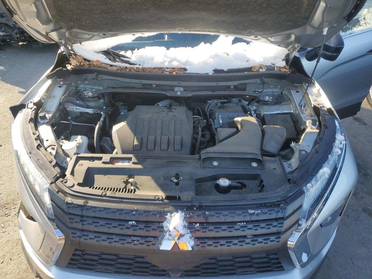 2022 MITSUBISHI ECLIPSE CROSS LE VIN:JA4ATVAA4NZ000886