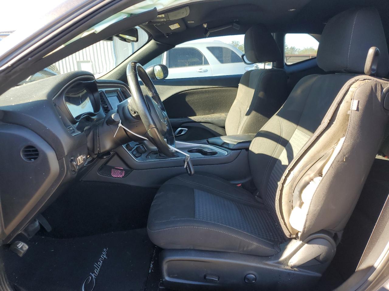 2022 DODGE CHALLENGER SXT VIN:2C3CDZGG1NH142907