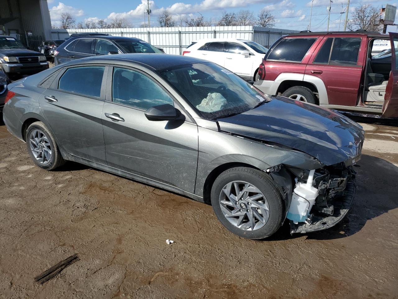 2024 HYUNDAI ELANTRA BLUE VIN:KMHLM4DJ8RU113692