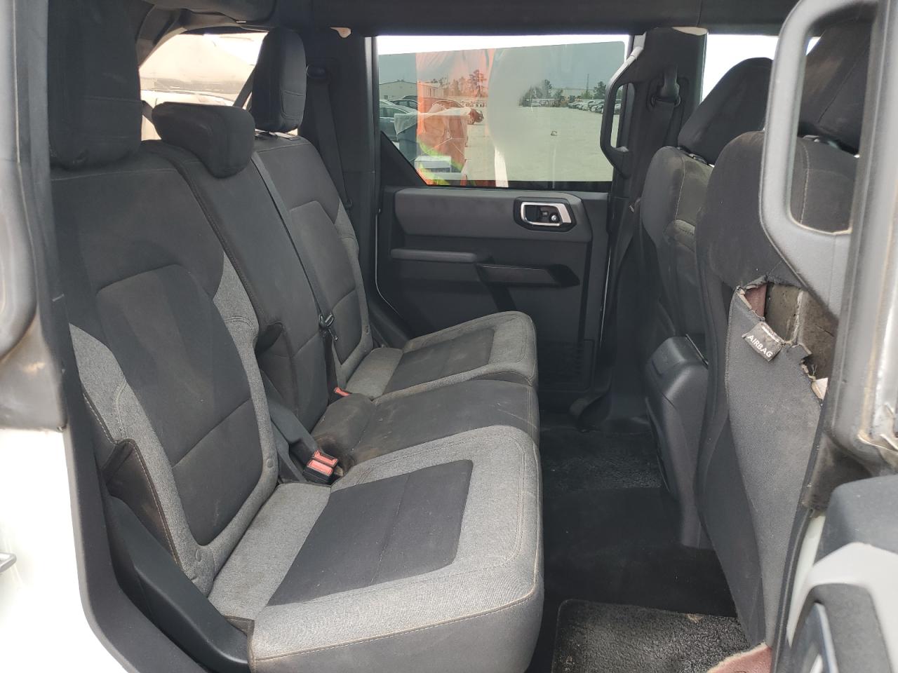 2022 FORD BRONCO BASE VIN:1FMDE5BH3NLA99823