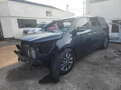 2015 Kia Carnival VIN: