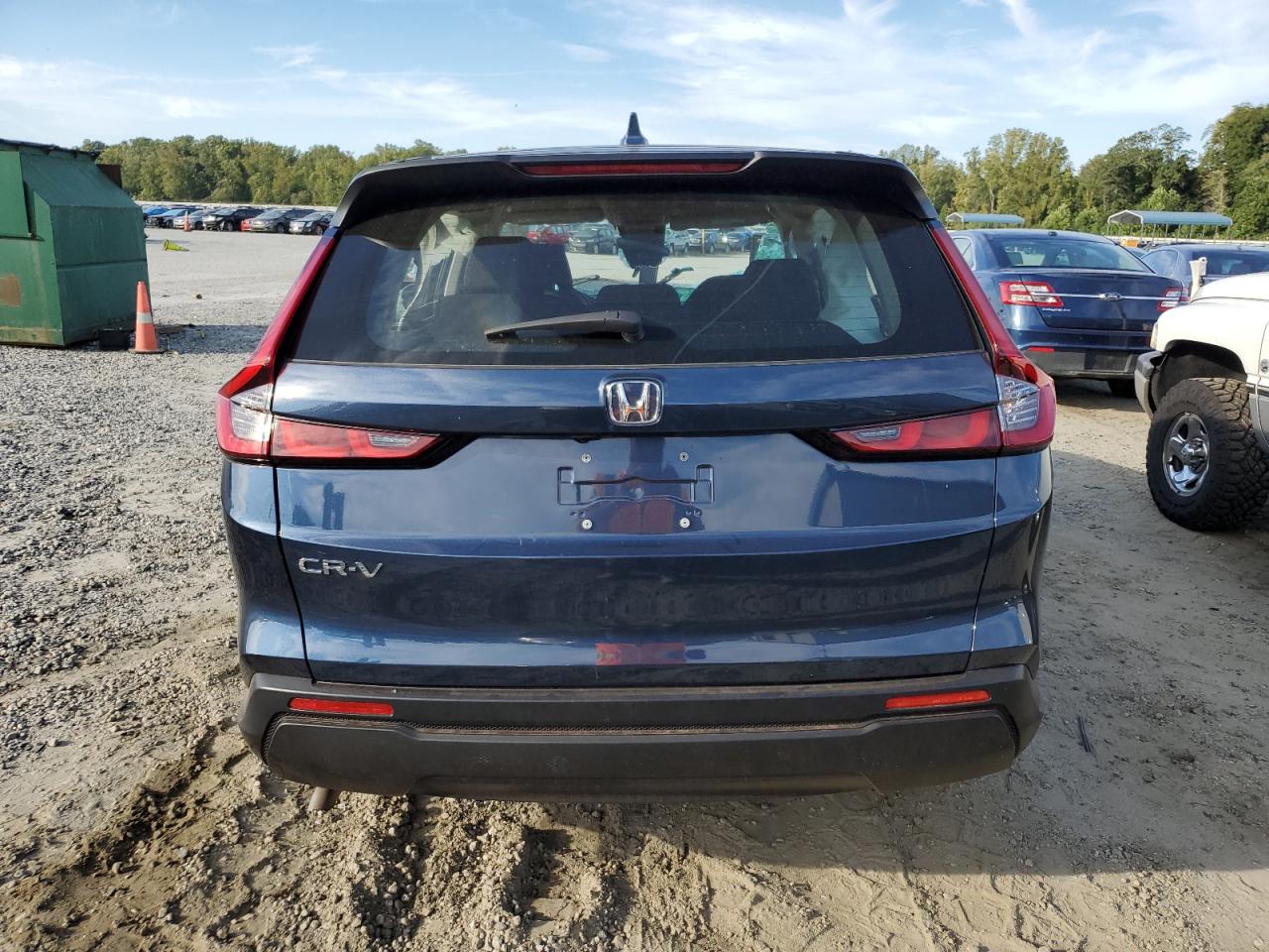 2024 HONDA CR-V LX VIN:2HKRS3H28RH322927