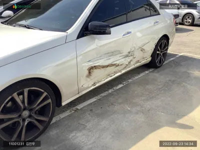 2015 Mercedes-Benz E 220 WDDHF0AB3FB133209 VIN:WDDHF0AB3FB133209