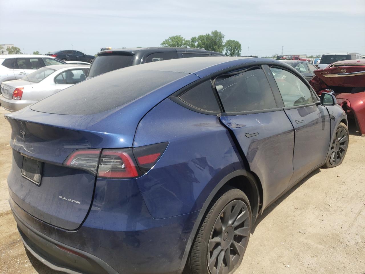 2022 TESLA MODEL Y  VIN:7SAYGDEE0NF308078