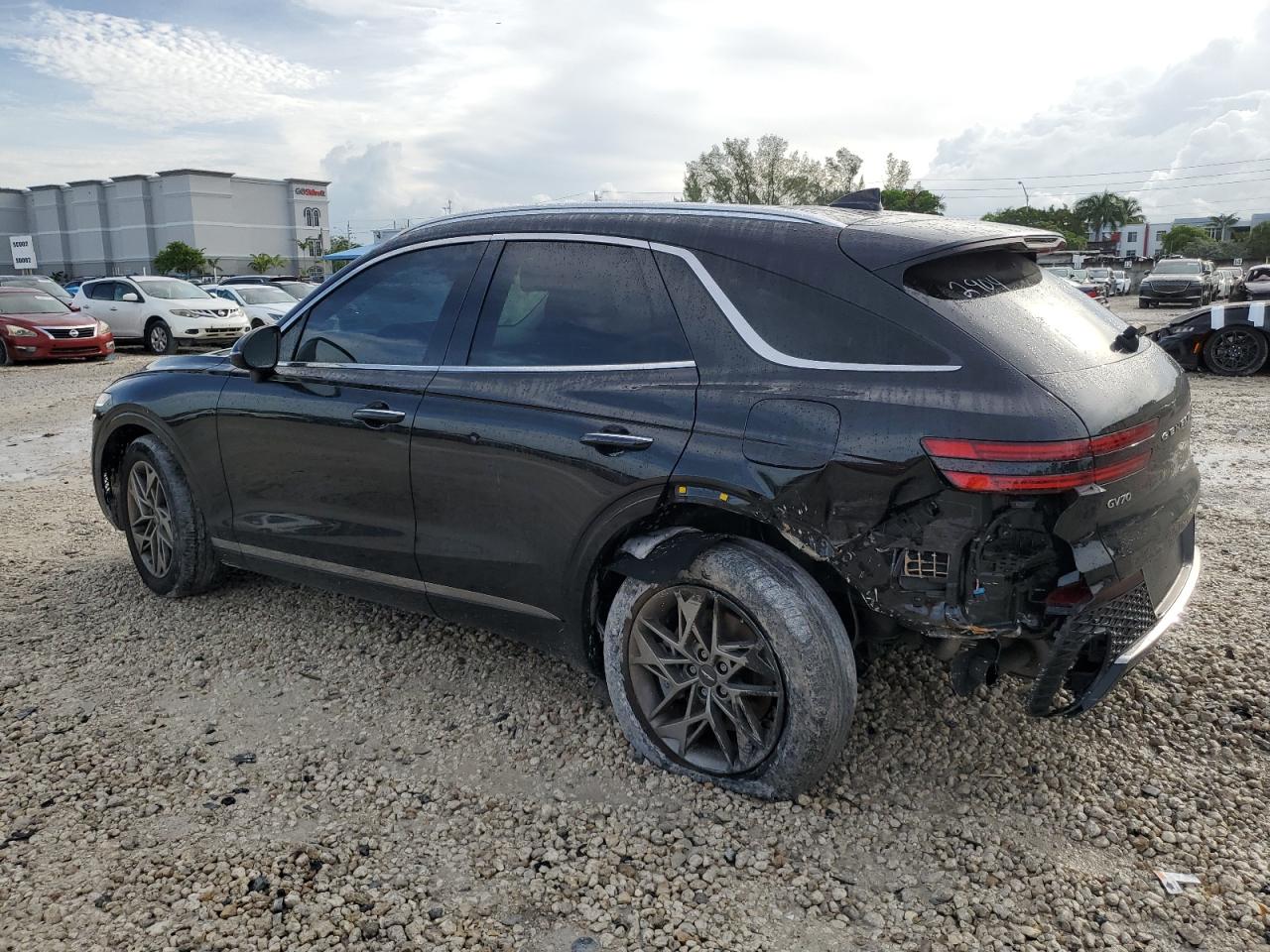 2023 GENESIS GV70 BASE VIN:KMUMADTB3PU092904