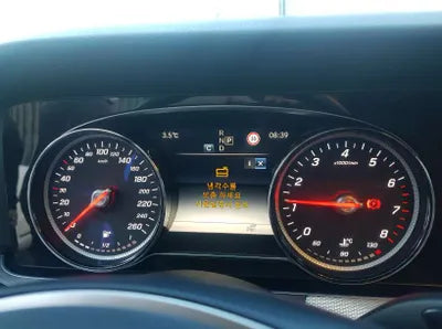 2018 Mercedes-Benz E 200 WDDZF4CB1JA420460 VIN:WDDZF4CB1JA420460