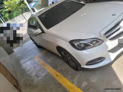 2014 Mercedes-Benz E 220 VIN: