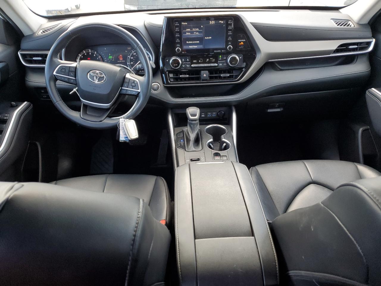 2022 TOYOTA HIGHLANDER XLE VIN:5TDGZRAH8NS553562