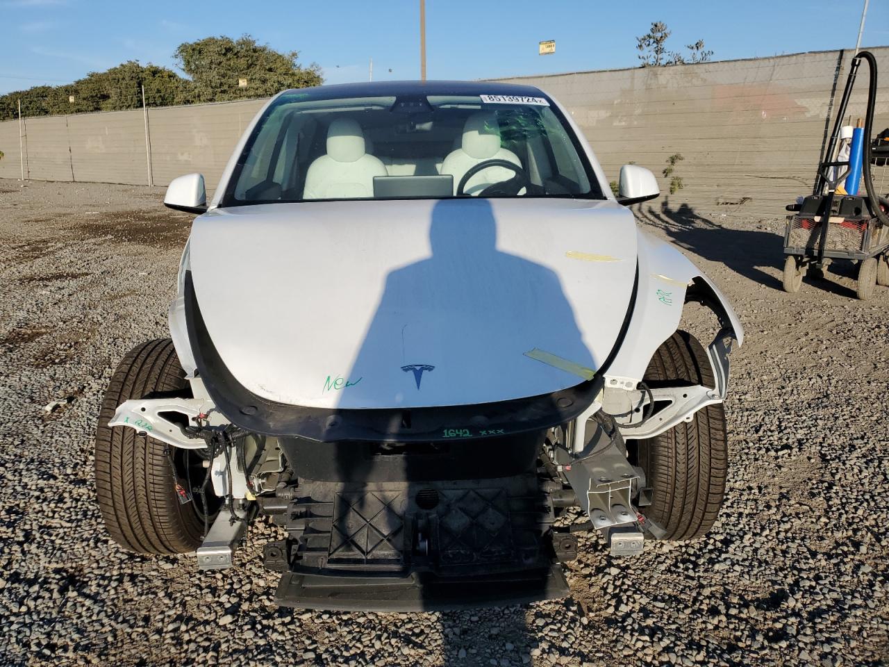 2022 TESLA MODEL Y  VIN:7SAYGDEE9NF367274