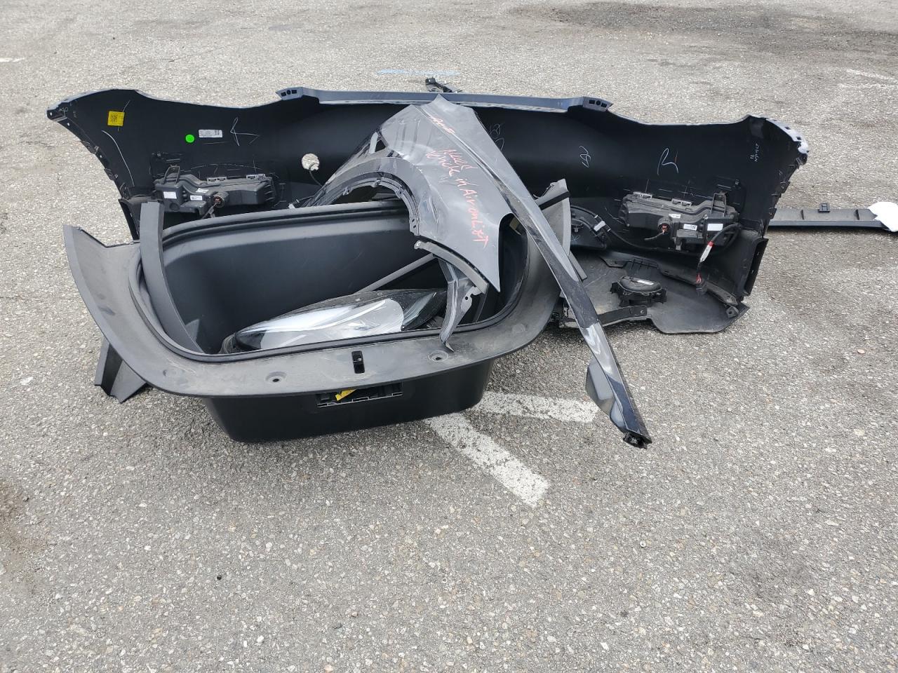 2024 TESLA MODEL Y  VIN:7SAYGDED0RF111859