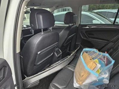 2020 Volkswagen Tiguan VIN: