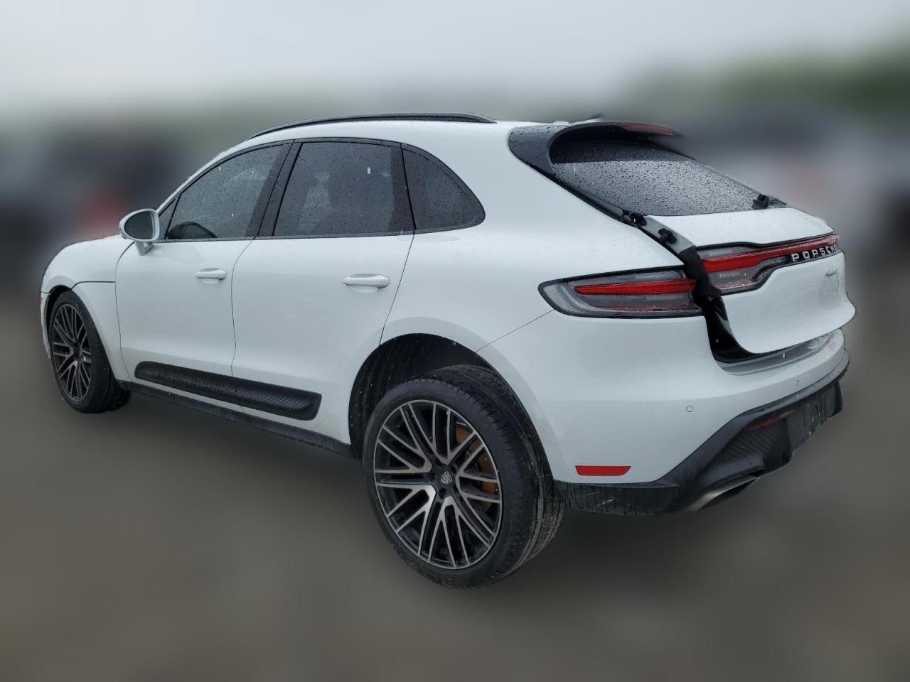 2022 PORSCHE MACAN  VIN:WP1AA2A57NLB08448