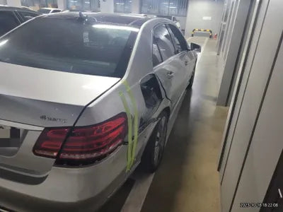 2014 Mercedes-Benz E 300 VIN: