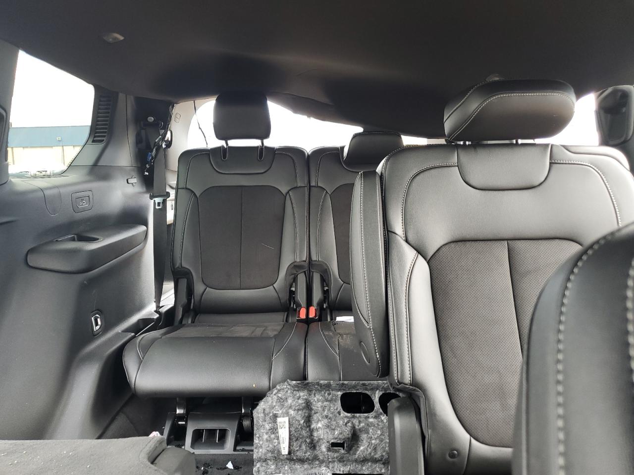 2024 JEEP GRAND CHEROKEE L LAREDO VIN:1C4RJKAG9R8590371