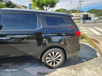 2018 Kia Carnival VIN: