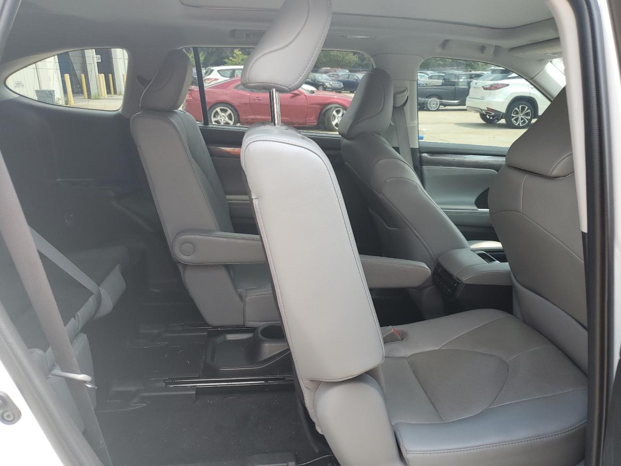 2022 TOYOTA HIGHLANDER PLATINUM VIN:5TDFZRBH3NS188282