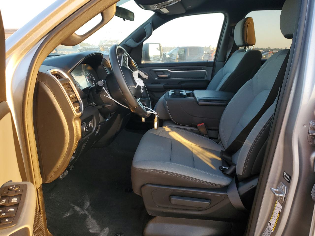 2022 RAM 1500 BIG HORN/LONE STAR VIN:1C6RREBG7NN398152